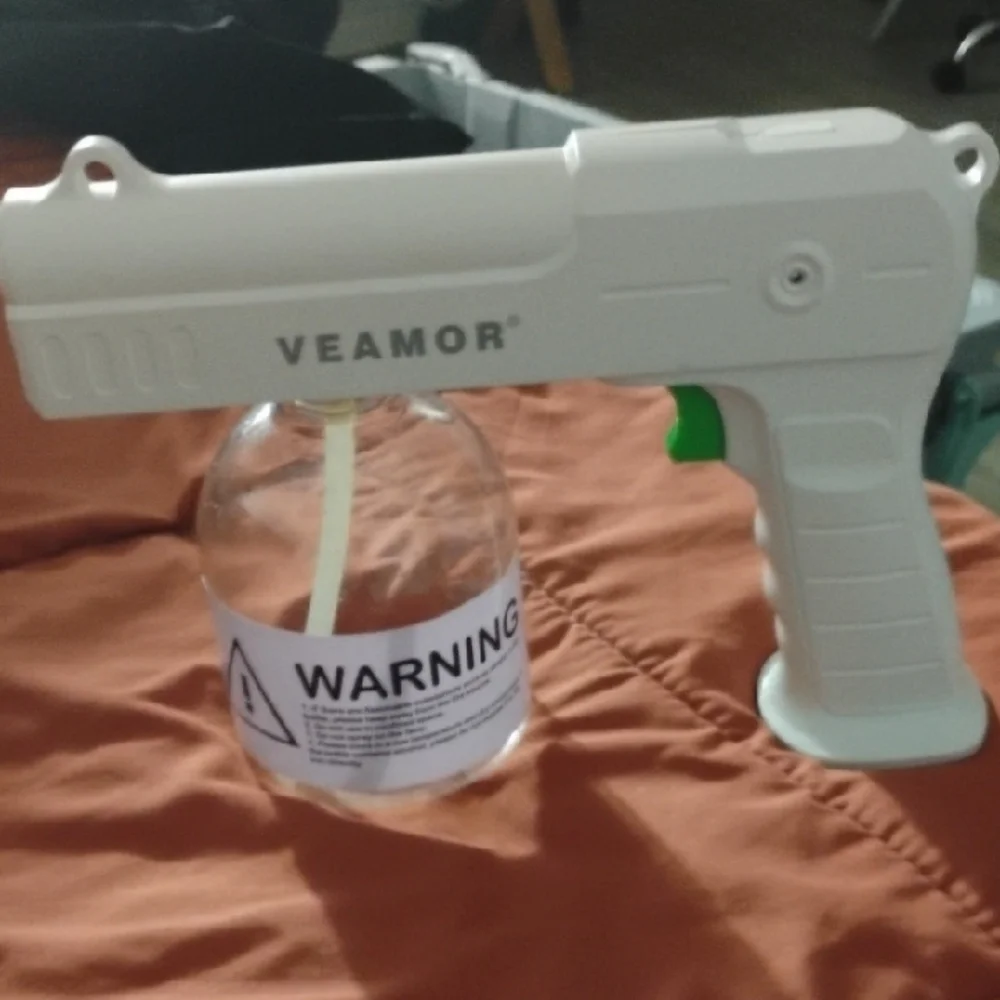 White and Green VR Spray Gun